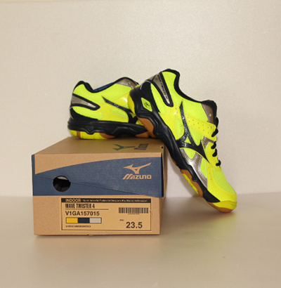미즈노아울렛 / 40% / 미즈노 / MIZUNO / TWISTER 4 / 트위스터4 / 라이트옐로우 / V1GA157015  / 특가세일 - 사이즈문의 후 주문