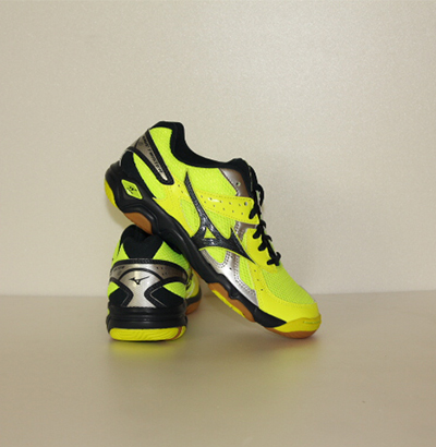 미즈노아울렛 / 40% / 미즈노 / MIZUNO / TWISTER 4 / 트위스터4 / 라이트옐로우 / V1GA157015  / 특가세일 - 사이즈문의 후 주문